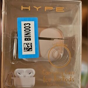 Hype Soft Touch AirPods Pro Carrying Case - White
